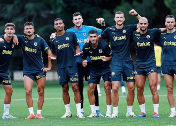 Derbi öncesi Fenerbahçe'ye 4 İsimden İyi Haber