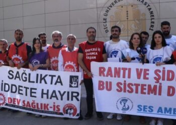 Diyarbakır’da sağlık çalışanlarına şiddete protesto: 'Sorumlu iktidar politikaları'