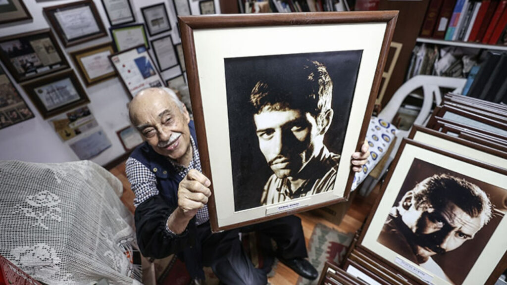 Dünyaca Ünlü Fotoğraf Sanatçısı Ahmet Esmer, Hayatını Kaybetti