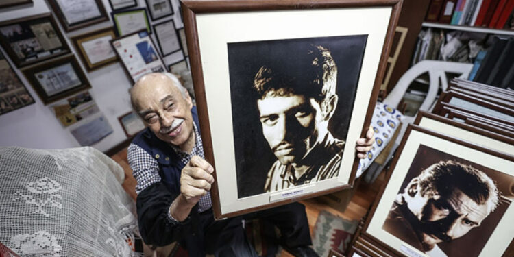 Dünyaca Ünlü Fotoğraf Sanatçısı Ahmet Esmer, Hayatını Kaybetti