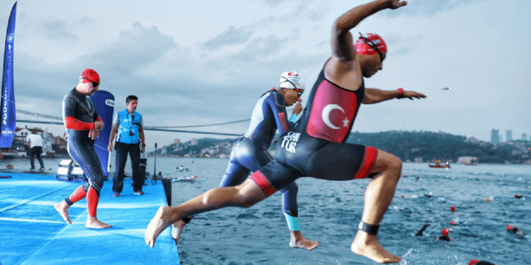 Dünyada Tek! İstanbul Triatlonu Dördüncü Kez Yapıldı
