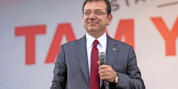Ekrem İmamoğlu’ndan adaylık açıklaması: Genel Başkan’ımız sonucu paylaşacaktır