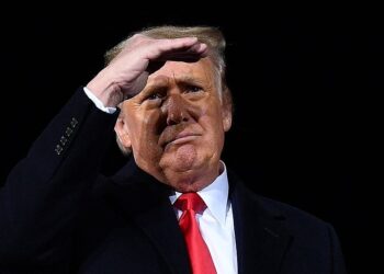 FBI’dan açıklama: Trump’a ‘suikast girişimi gibi görünen olay…’