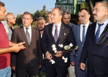 Fatih Erbakan'dan iktidara çağrı: Çiftçinin feryadını duyun!