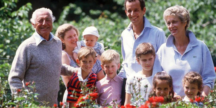 Fiat ve Ferrari’nin sahibi aileye vergi kaçırma cezası