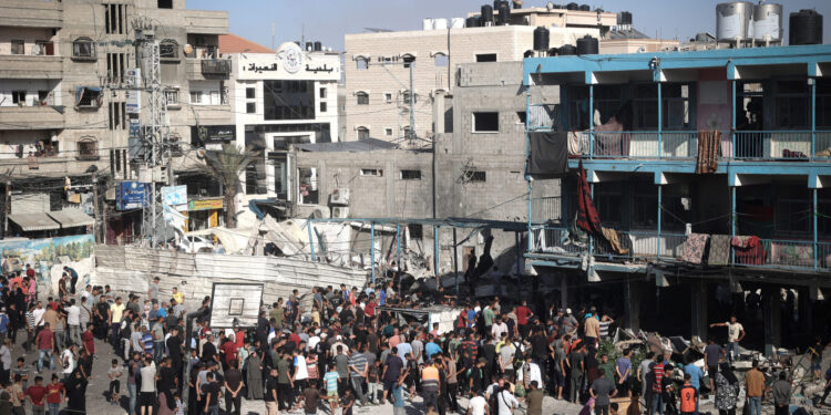 GAZZE | İsrail, okula saldırdı; 6’sı Birleşmiş Milletler çalışanı 18 kişi hayatını kaybetti