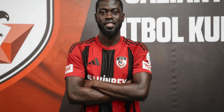Gaziantep FK Ndiaye'yi Transfer Etti