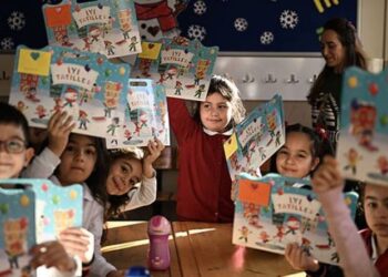 Her 5 çocuktan biri derin yoksullukla yüz yüze