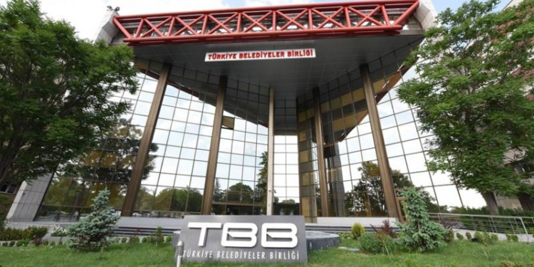 Hukuki süreçler hızlandırılmalı, hakları koruyacak mekanizmalar güçlendirilmeli