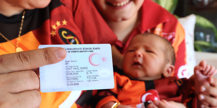 İcardi Adını Verdikleri Çocuk, Fatih Terim'in Doğum Gününde Doğdu!