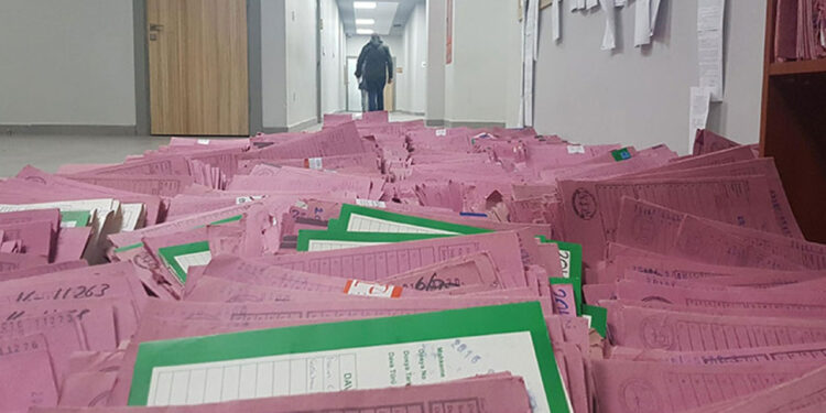 İcra Dosyaları Patladı! Bir Memur 5 Bin Dosyaya Bakıyor