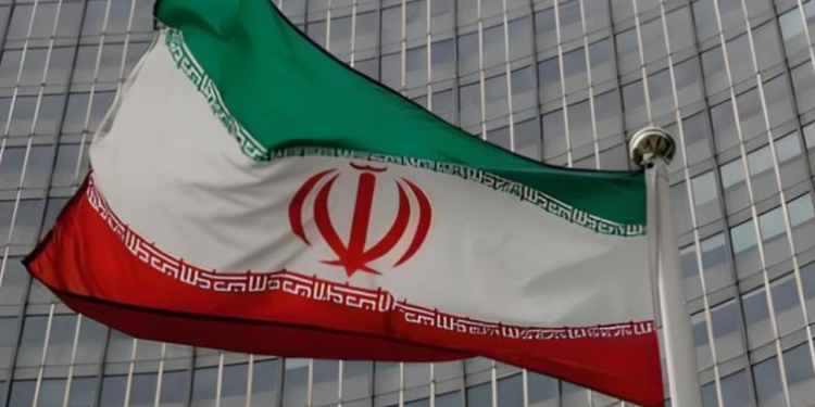 İran'dan Yaptırım Ülkelerine Tepki: 4 Avrupa Ülkesinin Diplomatik Temsilcilerini Bakanlığa Çağırdı