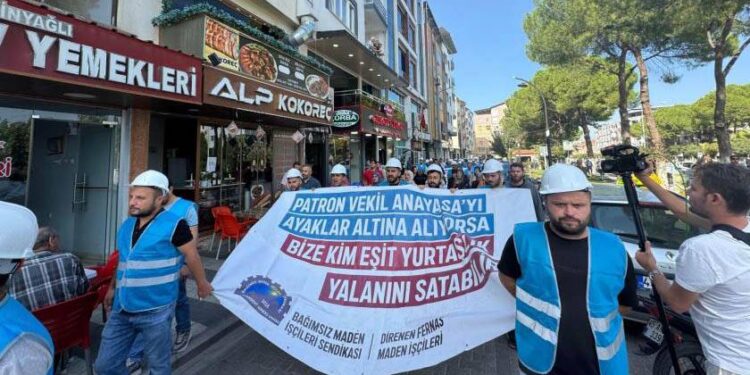 İşçilere reva görülen şiddeti, bu ülkenin yurttaşları-yazarları olarak utanç ve endişe içinde izliyoruz