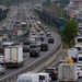 İstanbul trafiğinde okullarda uyum haftası ve haftanın ilk iş günü yoğunluğu yaşandı