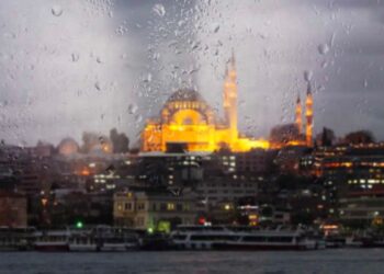 İstanbul'da bu gece beklenen yağışla ilgili bir uyarı da AKOM'dan geldi