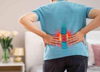 Karavanla Dünyayı Gezen Amerikalı Adam Dev Mide Fıtığından İstanbul'da Kurtuldu