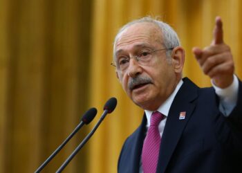 Kemal Kılıçdaroğlu’ndan ölümle tehdit edilen Murat Ağırel’e destek