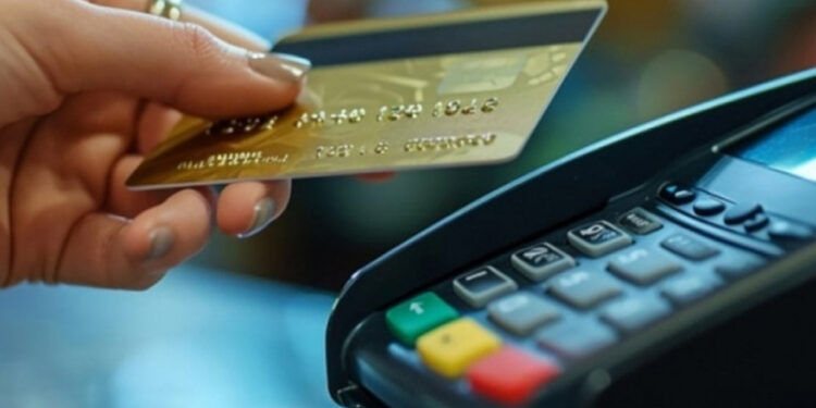 Kredi Kartına Limit Ayarı! Kart Faizleri Daha da Yükselecek mi?