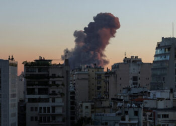 Lübnan'ın Başkenti Beyrut'ta Peş Peşe Patlama Sesleri! İsrail Ordusu'ndan Açıklama