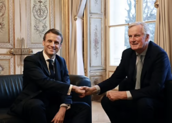 Macron birinci sol ittifak yerine, merkez sağdan Başbakan atadı: Sol İttifak halkı sokağa çağırdı: “Bu bir darbedir’’