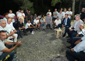 Manisa Büyükşehir Belediye Başkanı Zeyrek'ten Direnişteki İşçilere Ziyaret