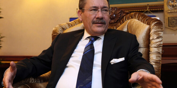 Melih Gökçek’in mal varlığına haciz konuldu; banka kartları bloke edildi