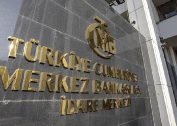 Merkez Bankası, dolar 34 liranın altına düşmesin diye bir haftada 10 milyar dolar aldı
