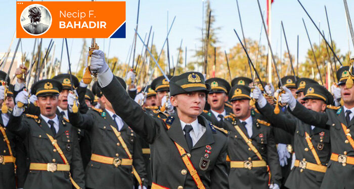 Mesele ‘genç teğmenler’ değil!