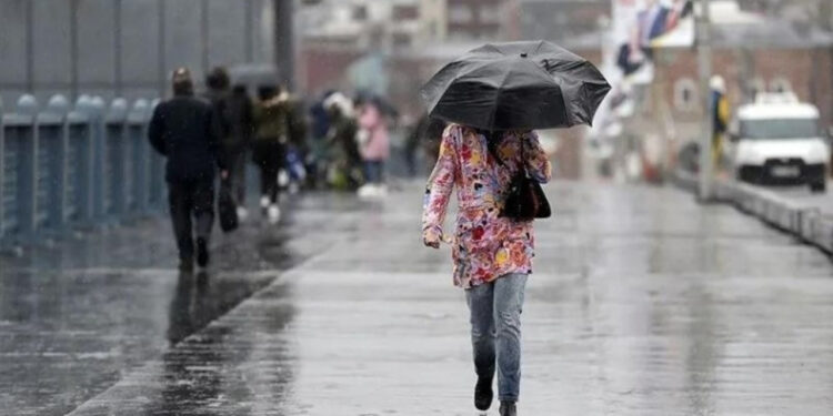Meteoroloji ve AFAD'dan Kuvvetli Yağış Uyarısı: 7 İl İçin Turuncu ve Sarı Kodlu Alarm!