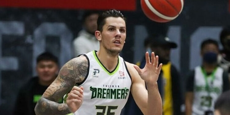 Milli basketbolcu trafik kazasında hayatını kaybetti