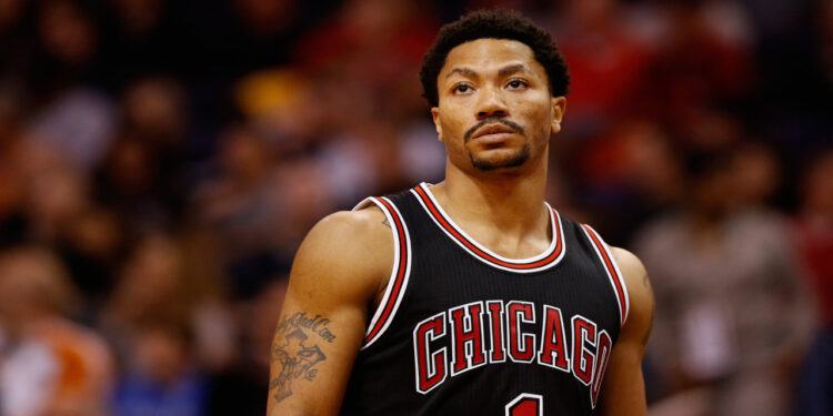 NBA'in Efsane İsimlerinden Derrick Rose Emekli Oldu