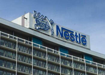 Nestlé içme suyuna yasa dışı müdahaleden yine hakim karşısında