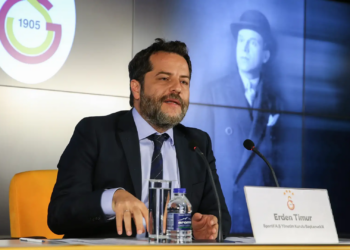 New York’a giden Erden Timur’a, ‘Eric Adams’ sorgusu: “Bağış yaptınız mı?”