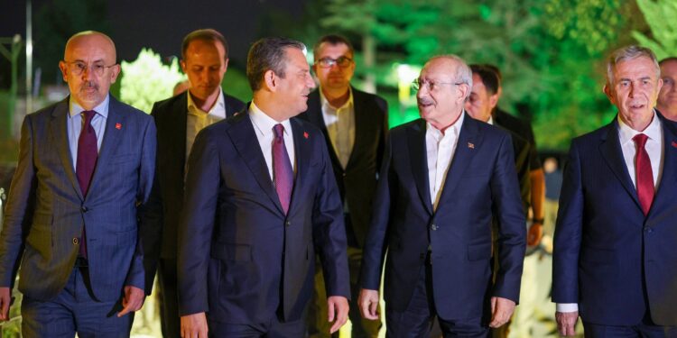 Özel, Kılıçdaroğlu ve Yavaş arasında kritik görüşme