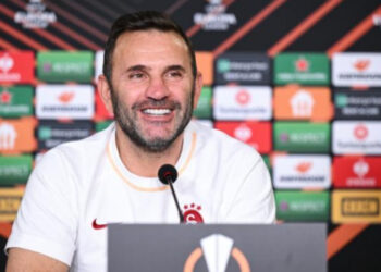 PAOK Maçı Öncesi Konuştu! Okan Buruk'tan Mert Hakan'a Flaş Gönderme