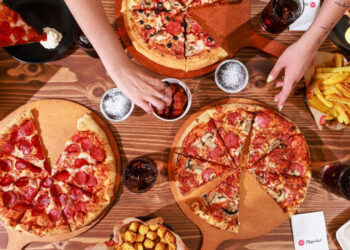 Pizza Devi İflasın Eşiğinde: 127 Şubesini Satıyor