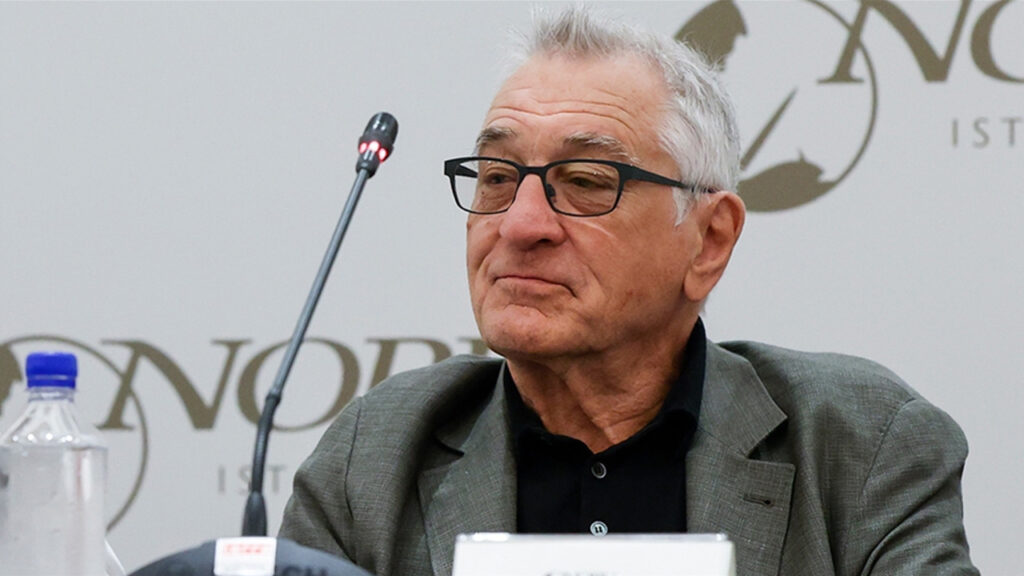 Robert De Niro Mezar Taşına Ne Yazdıracağını Açıkladı