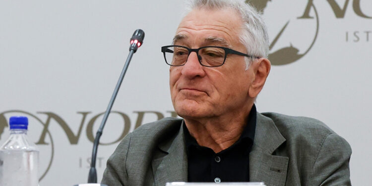 Robert De Niro Mezar Taşına Ne Yazdıracağını Açıkladı