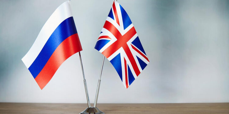 Rusya'da 6 İngiliz Diplomatın Akreditasyonlarını İptal Etti