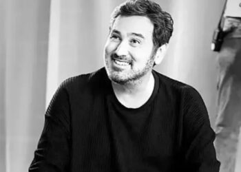 Sahnede kalp krizi geçiren şarkıcı Metin Arolat hayatını kaybetti