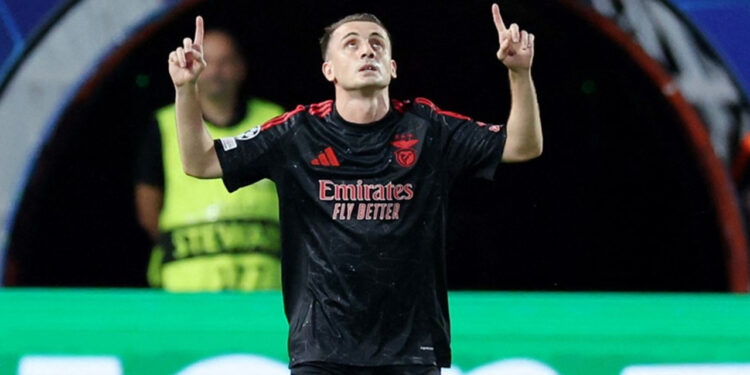 Şampiyonlar Ligi'nde Türklerin Gecesi! Maça Damgasını Vurdular