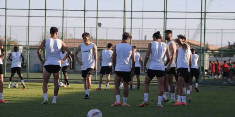 Şanlıurfaspor Karagümrük'ün Karşısına Galibiyet Parolasıyla Çıkıyor