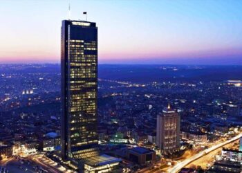 Sapphire AVM kapanıyor