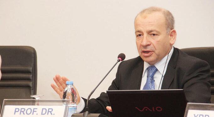 TCK’nın baş mimarlarından Prof. Dr. İzzet Özgenç: Erdoğan’a hakaret suçu Anayasa’ya aykırı