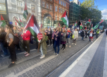 Tam 11 Gün Sürecek! İrlanda'da Filistin'e Destek Yürüyüşü Düzenlendi