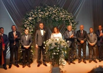 Tam anlamıyla skandal, takı takan tüm kamu banka yöneticilerine zimmet çıkarılmalı!