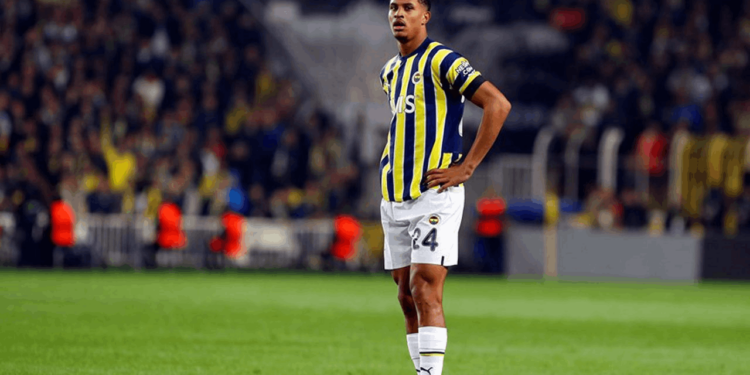Taraftarın Sevgilisi Olmuştu: Jayden Oosterwolde'den Fenerbahçe Kararı