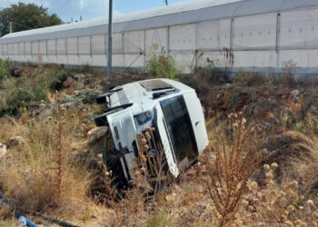 Tatil Cennetinde Feci Kaza: Tur Minibüsü Devrildi