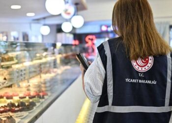 Ticaret Bakanlığı'ndan 327 milyon TL "fahiş fiyat" cezası