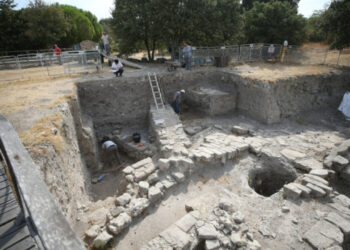 Troya Antik Kenti'nde Heyecanlandıran Keşif! Tam 3 bin 500 Yıllık...
